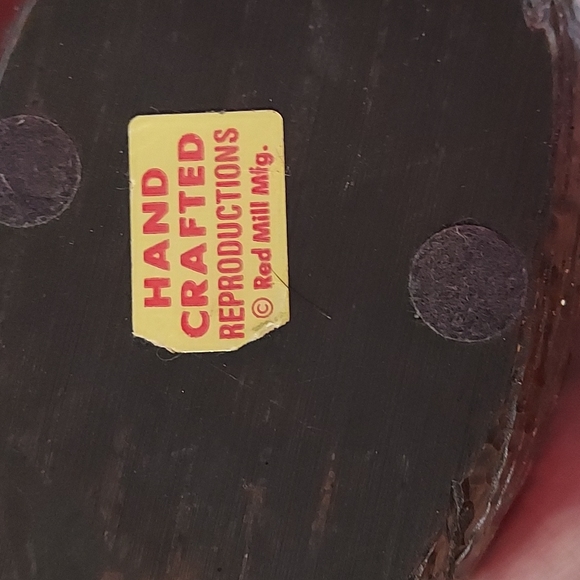 Red Mill Mfg.Mallard Duck Handcrafted Reproductions. Brown 8 in.Lx4 in.Hx4in.W - Picture 10 of 11